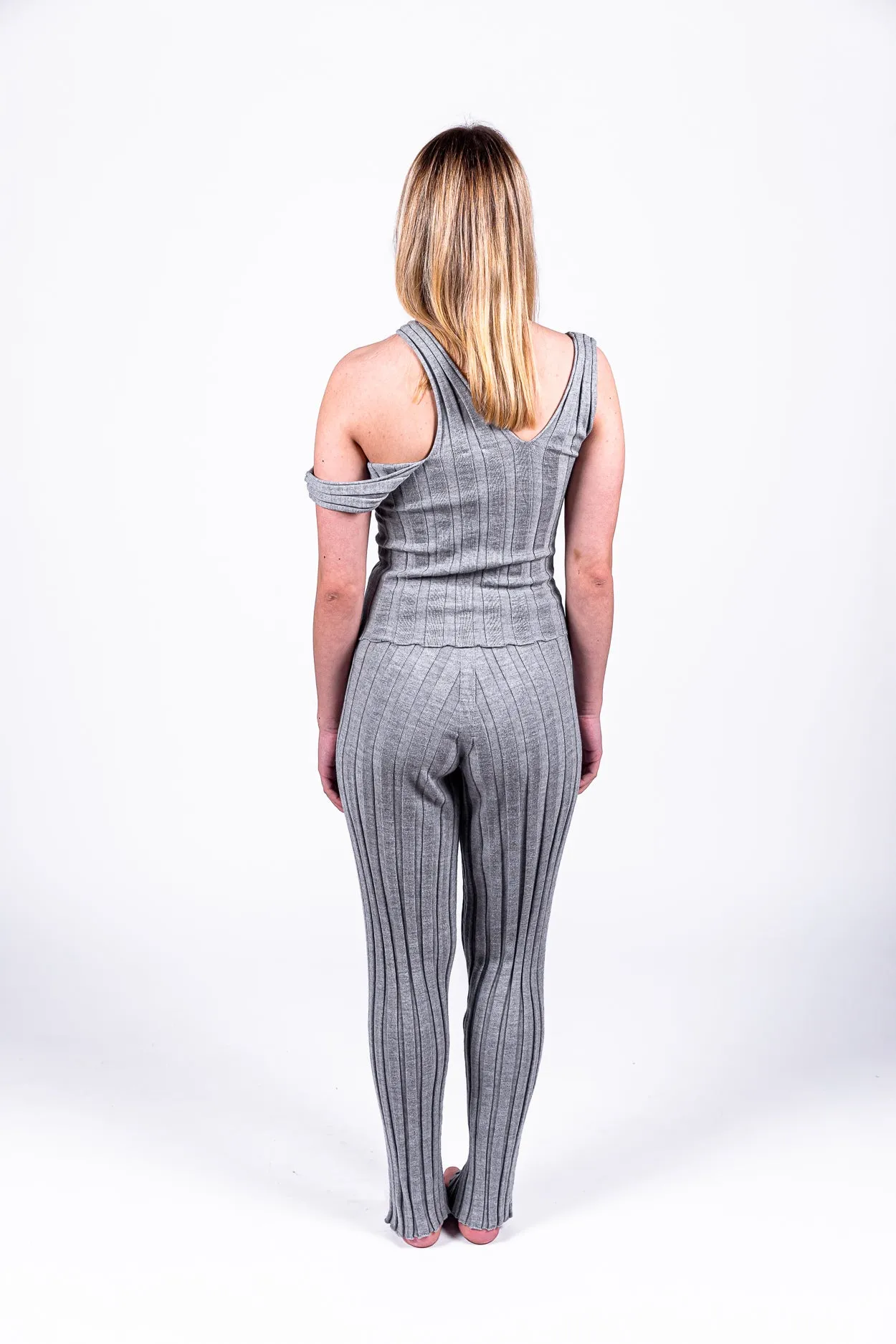 Adler tank merino wool in billow grey