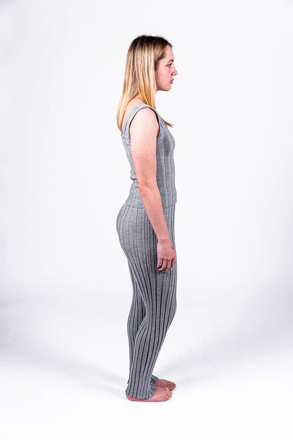 Adler tank merino wool in billow grey