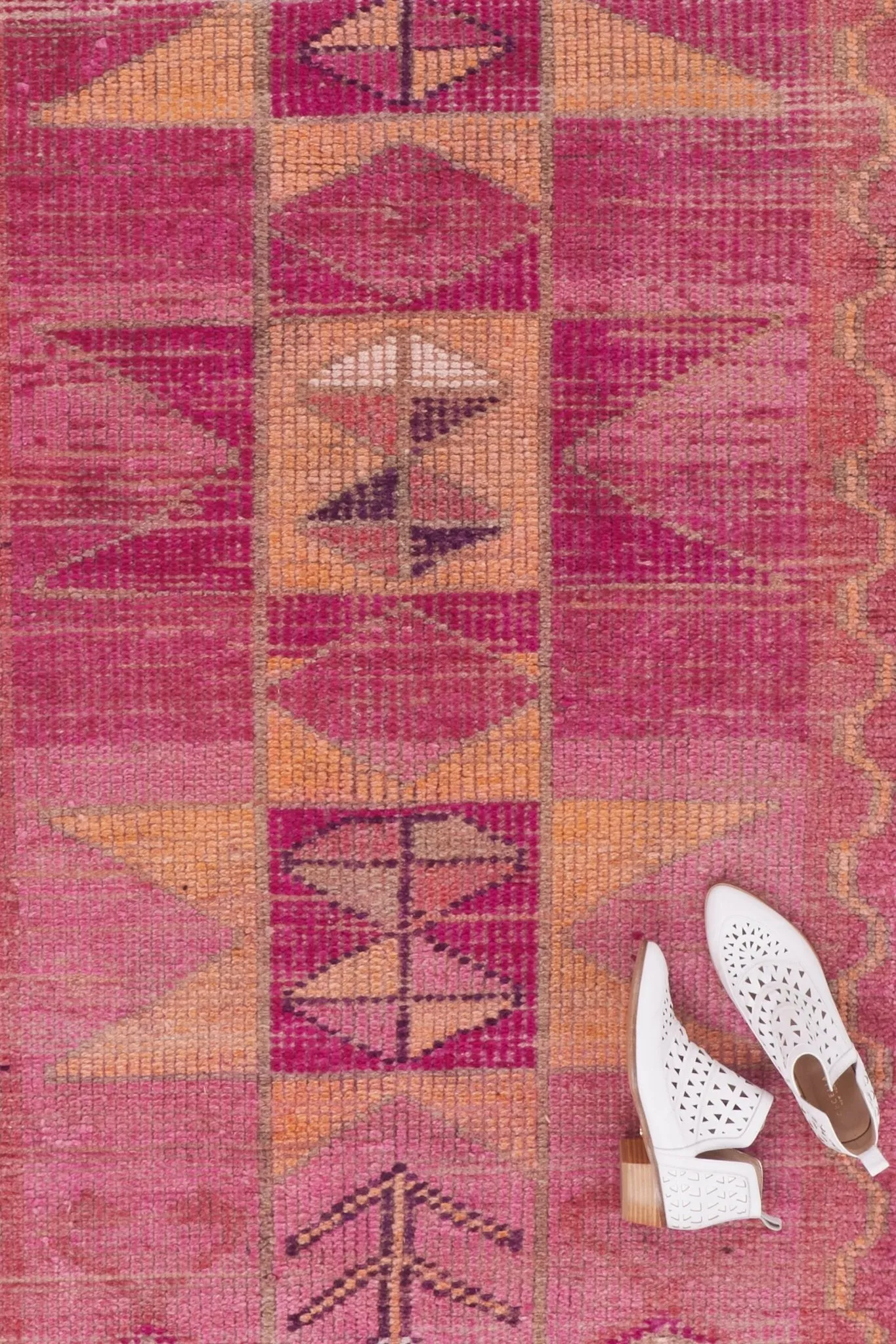 'Chelsea' Vintage Turkish Runner- 3'2'' x 10'10''
