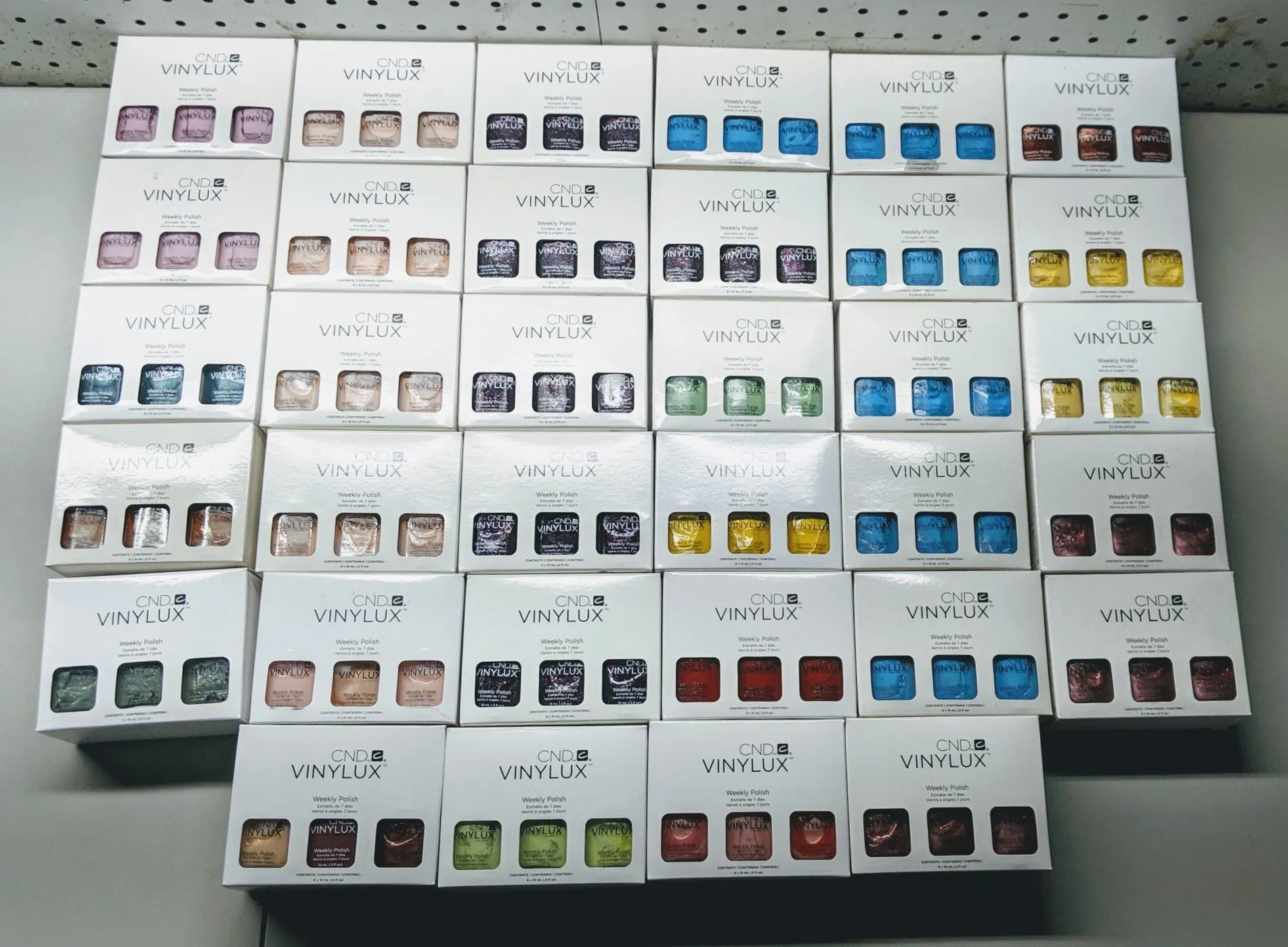 🎨💅CND Creative Play & Vinylux Nail Polish - Case Packed (300 Units)