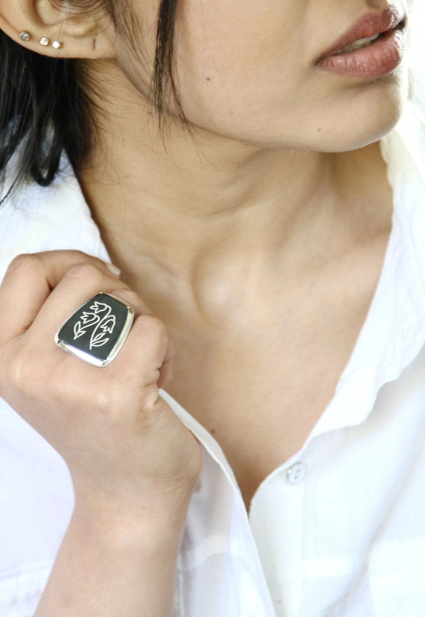 Gorgeous tulip Bidri statement ring
