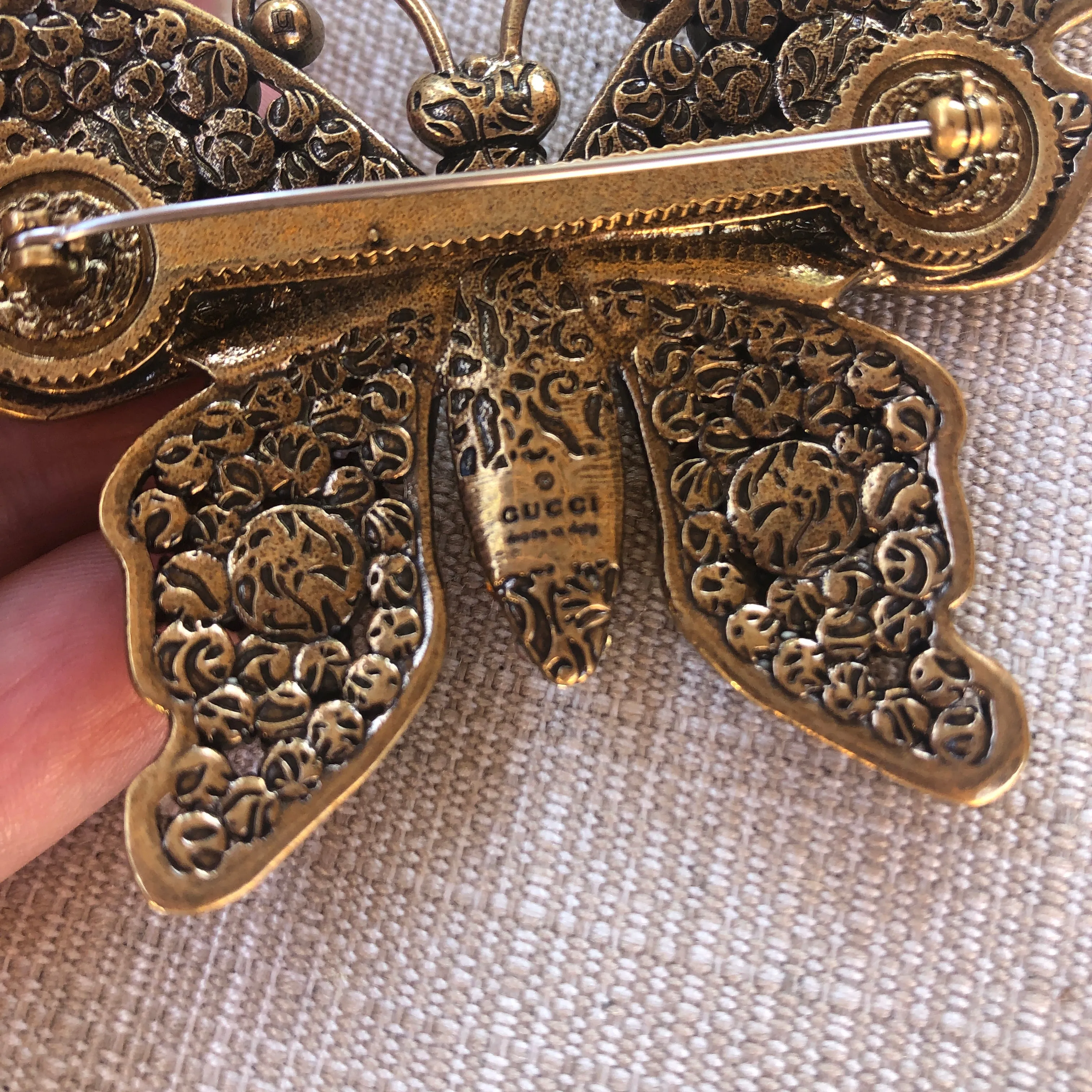 Gucci Multicolor Crystal Studded Butterfly Brooch in Gold