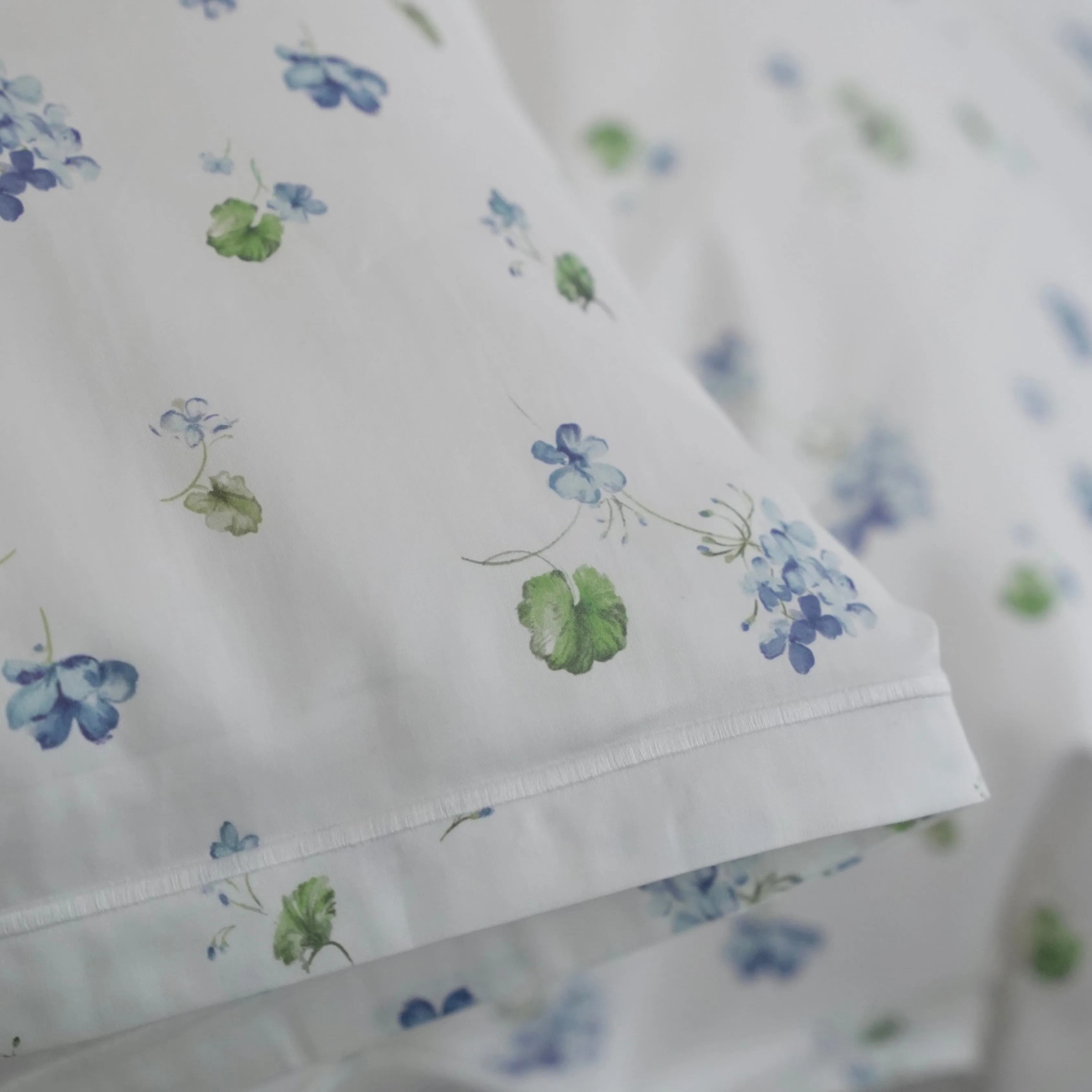 Lynnens Violet Sheet Collection