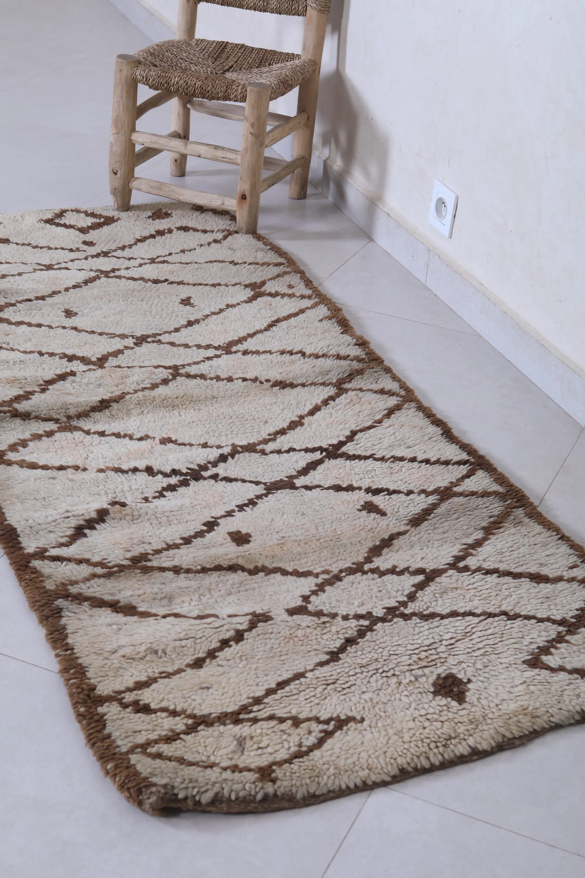 Moroccan Rug - Handwoven 2.4ft x 5.8ft | Classic Berber Diamond Design