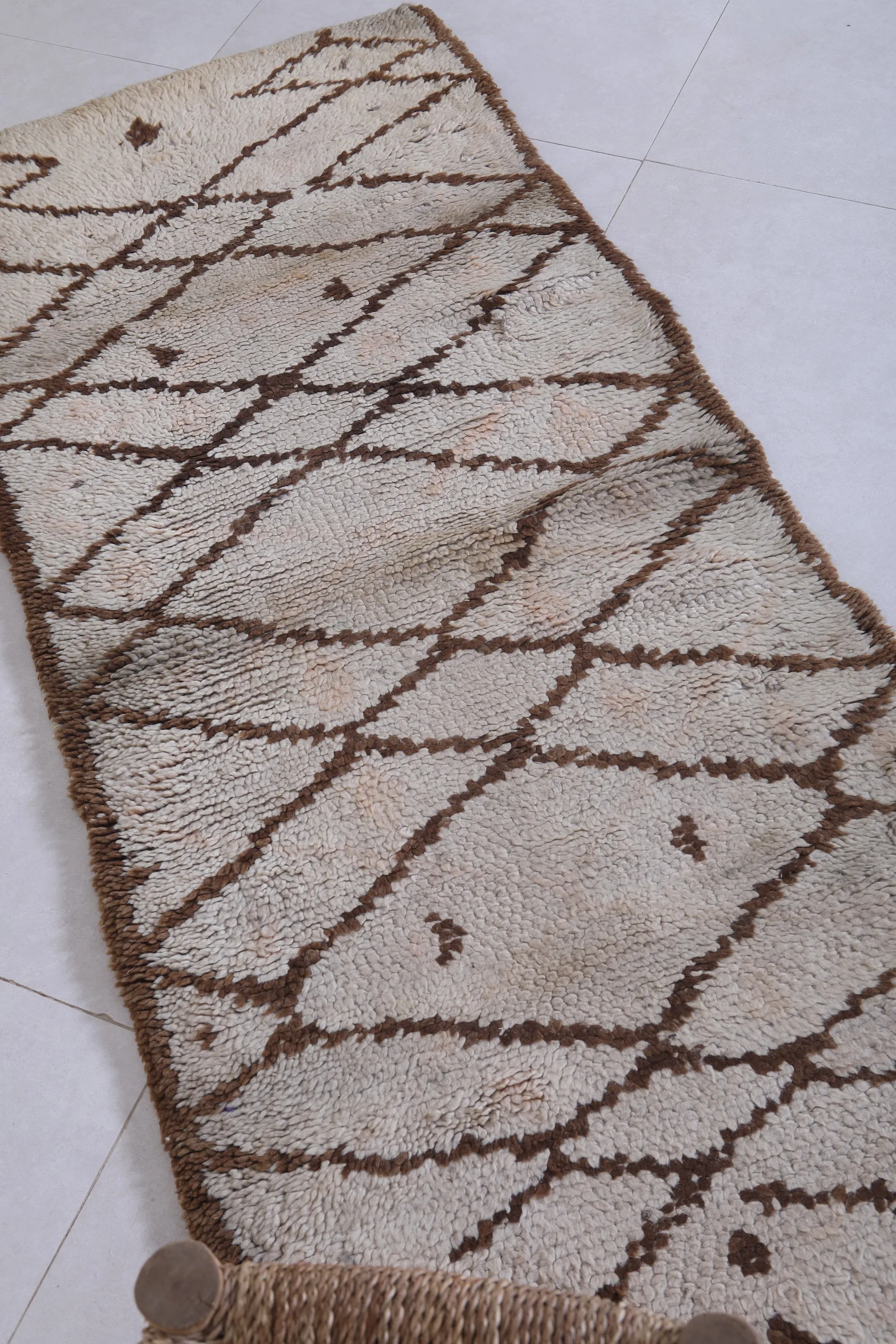 Moroccan Rug - Handwoven 2.4ft x 5.8ft | Classic Berber Diamond Design