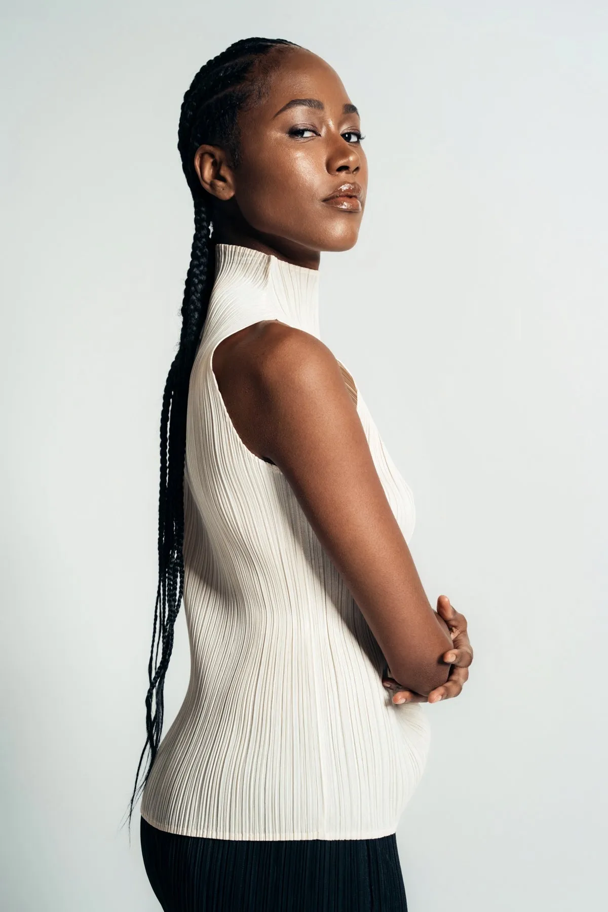 PLEATS PLEASE ISSEY MIYAKE | SLEEVELESS TOP