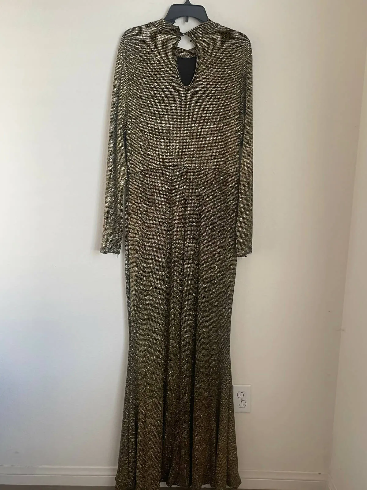Sparkling glitter gold maxi dress