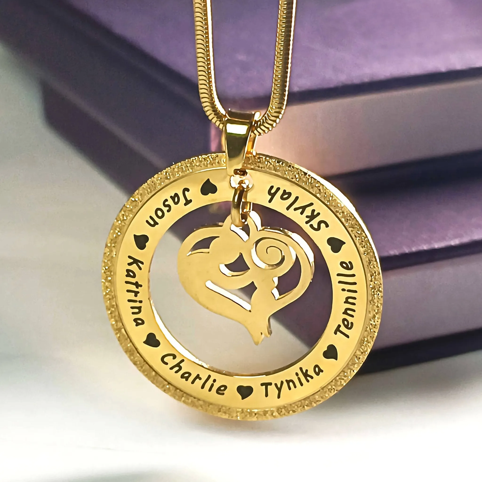 Sparkling Mothers Love Necklace