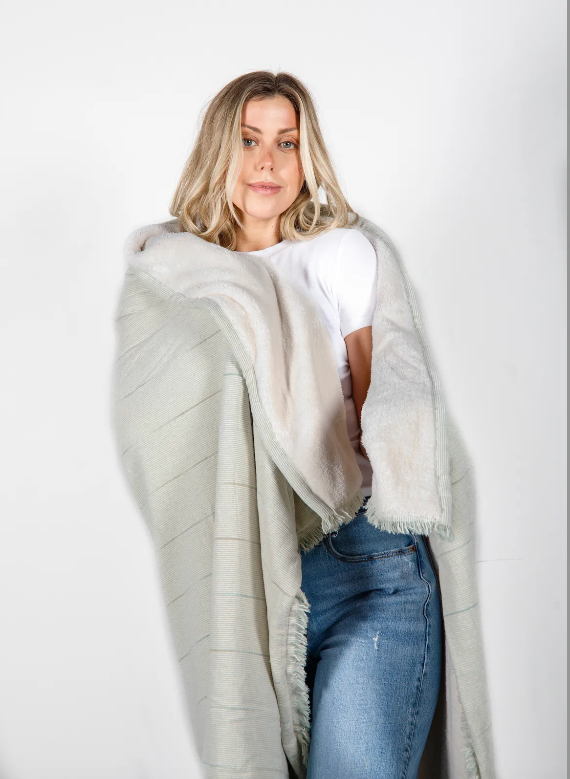 Tofino Towel Everest Throw