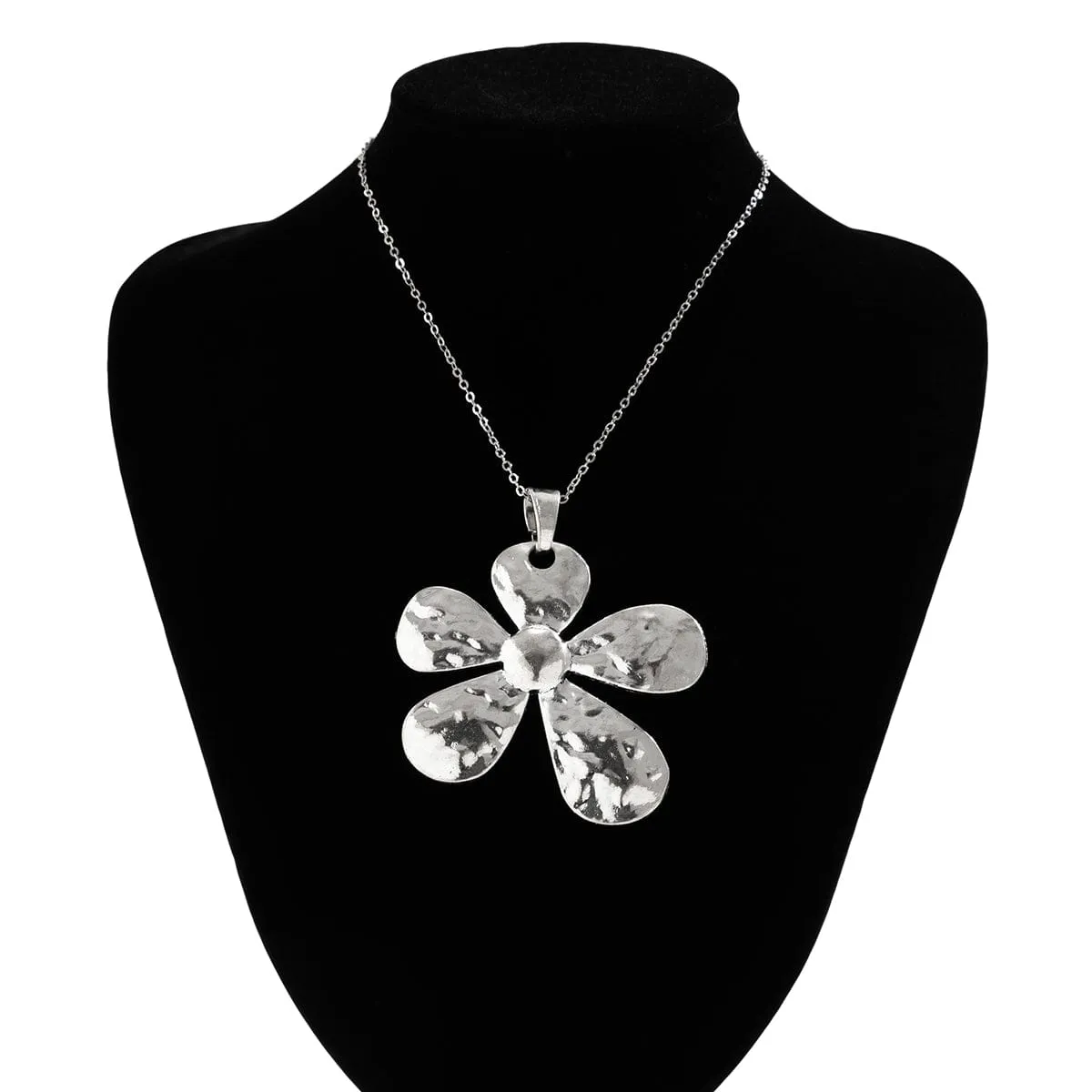 Trendy Five-Pedal Flower Cable Chain Necklace