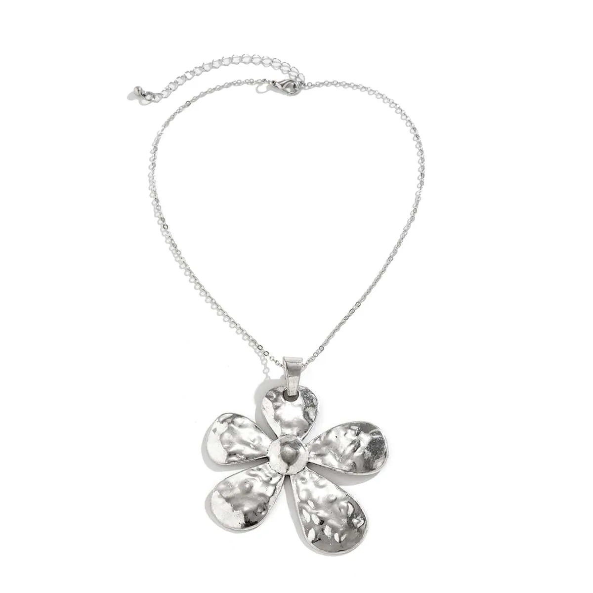 Trendy Five-Pedal Flower Cable Chain Necklace