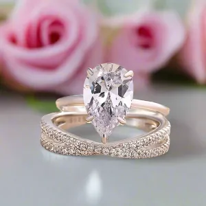 Unique Pear Cut Diamond Set