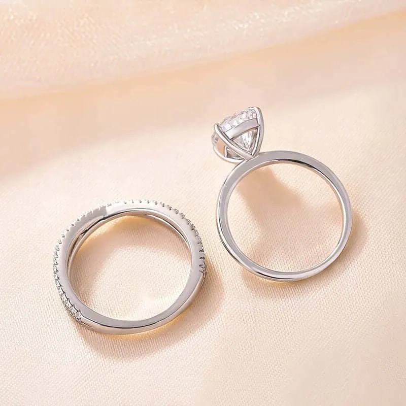 Unique Pear Cut Diamond Set