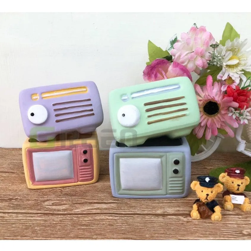 Vintage TV  Radio Themed Plant Pots