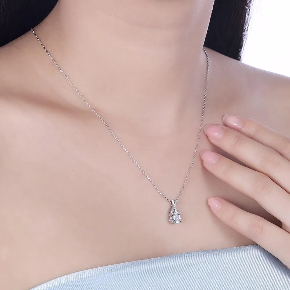 Women’s 925 Sterling Silver Necklace with Round Cubic Zirconia, Cross Design Fashion Pendant Necklace, Trendy Jewelry