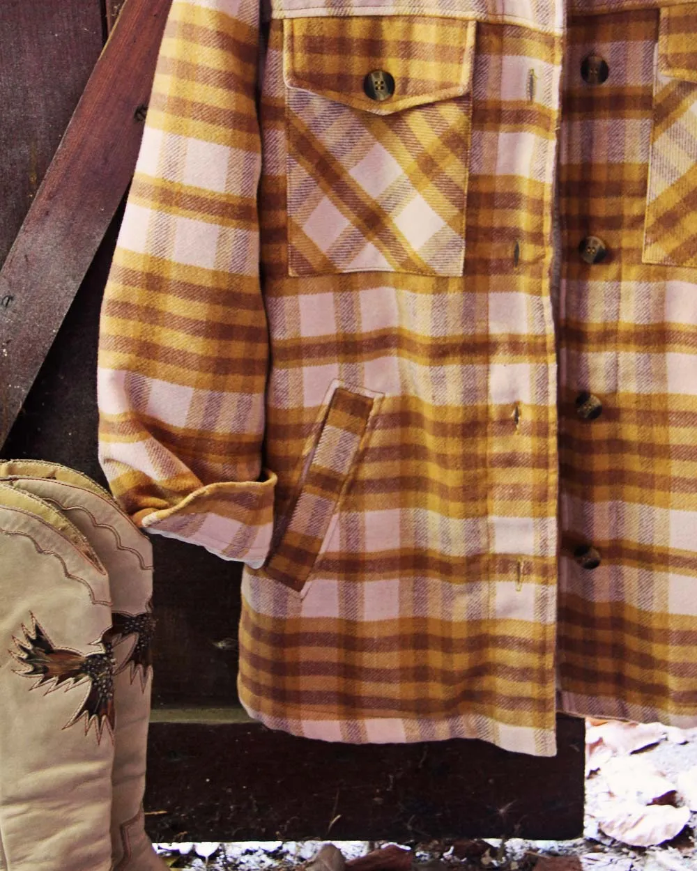 Wood Shed Shirt Jacket in Pink