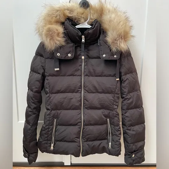 Zara small black down belted puffer jacket coat with faux fur detachable hood