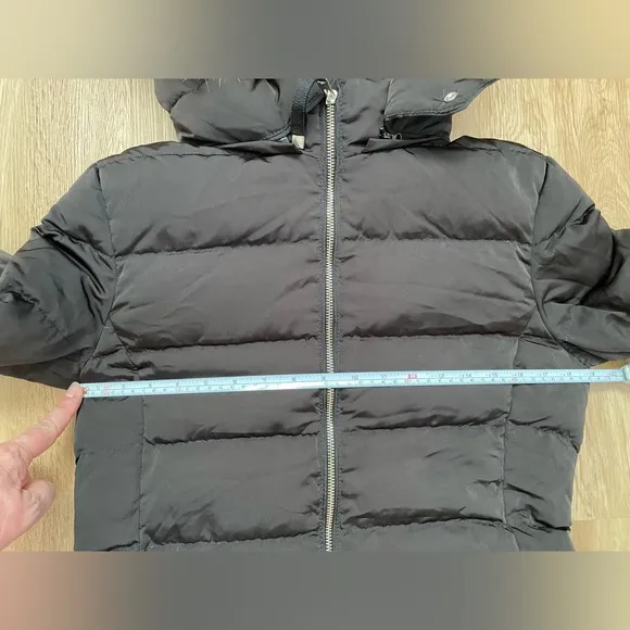 Zara small black down belted puffer jacket coat with faux fur detachable hood