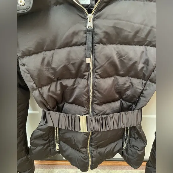 Zara small black down belted puffer jacket coat with faux fur detachable hood